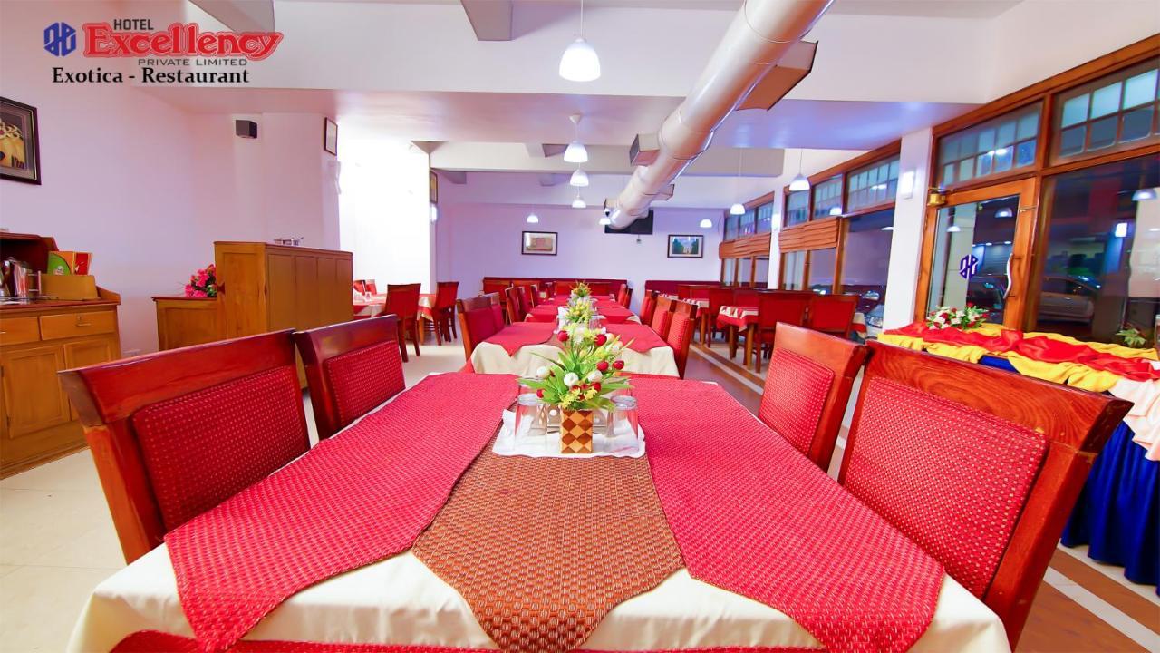 Hotel Excellency Kochi Kültér fotó