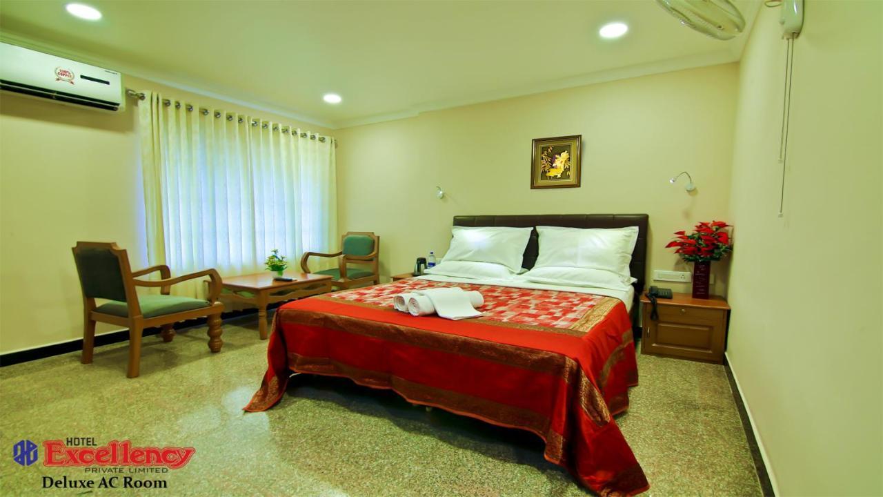 Hotel Excellency Kochi Kültér fotó